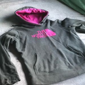 The North Face Hoodie (size m)